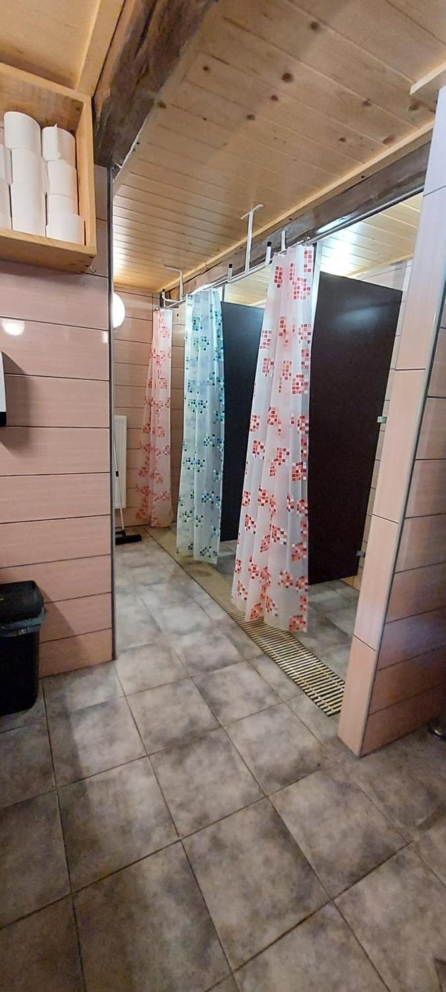 House Jaro & Camp Jaro Guest House Velenje Ngoại thất bức ảnh